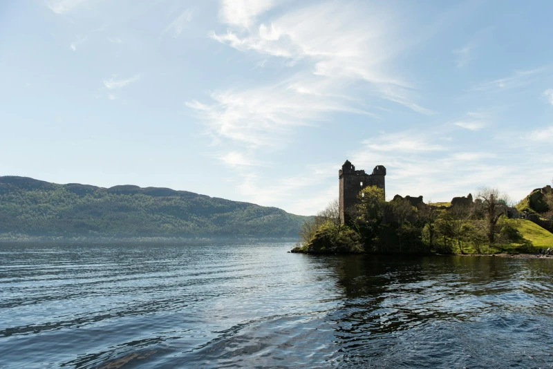 Viajar a Escocia: ¿circuito organizado o base en Edimburgo?